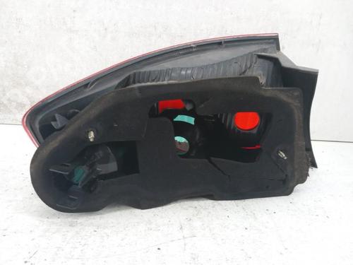 Used Right taillight Right taillight PEUGEOT 407 (6D_) 2.0 HDi 135 (6DRHRH, 6DRHRE, 6DRHRG, 6DRHRJ) (136 hp) 28783499 28783499