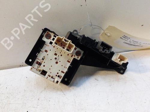 warning-switch-toyota-yaris-_p1_-1999-2000-2001-2002-2003-2004-2005-28759128 main image
