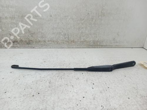 Used Front windshield wiper arm RENAULT TRAFIC II Van (FL) 1.9 dCi 80 (FL0B) (82 hp) 28781228