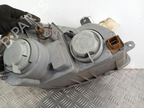 Used Left headlight Left headlight DAEWOO NUBIRA Saloon (J100) 2.0 16V (133 hp) 31758425 31758425