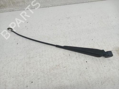 Used Front windshield wiper arm Front windshield wiper arm FORD FIESTA III (GFJ) 1.4 (73 hp) 28768738 28768738