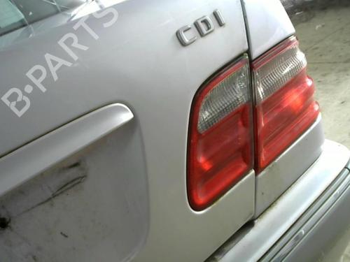 Used Right tailgate light Right tailgate light MERCEDES-BENZ E-CLASS (W210) E 270 CDI (210.016) (170 hp) 28777895 28777895