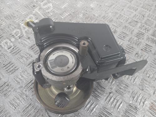 Used Steering pump Steering pump CITROËN XSARA (N1) 1.6 16V (109 hp) 33041409 33041409