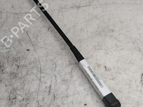 Used Front windshield wiper arm Front windshield wiper arm 36425316 36425316