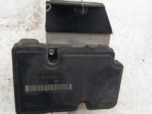 Used ABS pump RENAULT TWINGO II (CN0_) 1.2 16V (CN04, CN0B) (75 hp) 28781575
