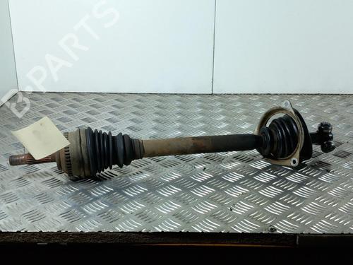 Used Left front driveshaft RENAULT MEGANE I Classic (LA0/1_) 1.4 16V (LA0D, LA1H, lA0W, LA10) (95 hp) 28750665