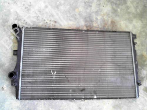 Used Water radiator VW TOURAN (1T1, 1T2) 1.9 TDI (105 hp) 28777347
