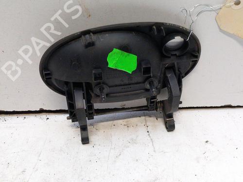Używane Klamka zewnętrzna drzwi przednich lewych OPEL CORSA C (X01) 1.2 (F08, F68) (75 hp) 28766952