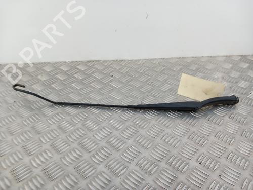 Used Front windshield wiper arm CITROËN BERLINGO / BERLINGO FIRST MPV (MF_, GJK_, GFK_) 2.0 HDI 90 (MFRHY) (90 hp) 28757010