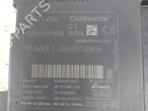 Used Card reader Card reader RENAULT CAPTUR I (J5_, H5_) 0.9 TCe 90 (90 hp) 28733872 28733872