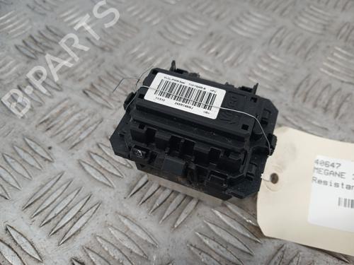 Résistance de chauffage RENAULT MEGANE III Hatchback (BZ0/1_, B3_) 1.5 dCi (BZ0C) (90 hp) 31971328