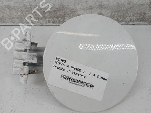 Used Fuel flap TOYOTA YARIS (_P9_) 1.4 D-4D (NLP90_, NLP90R) (90 hp) 28784228