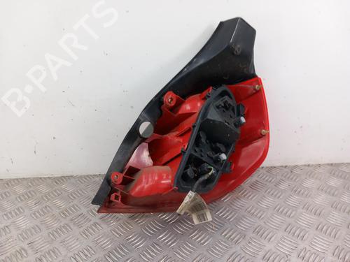 left-taillight-renault-clio-iii-br01-cr01-2005-2006-2007-2008-2009-2010-2011-2012-2013-2014-36863078 main image