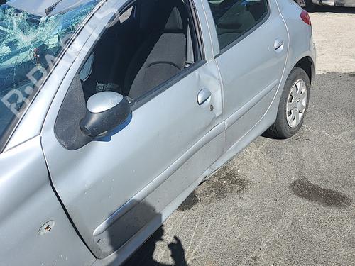 Used Parts PEUGEOT 206+ (2L_, 2M_) 1.4 HDi eco 70 5010041