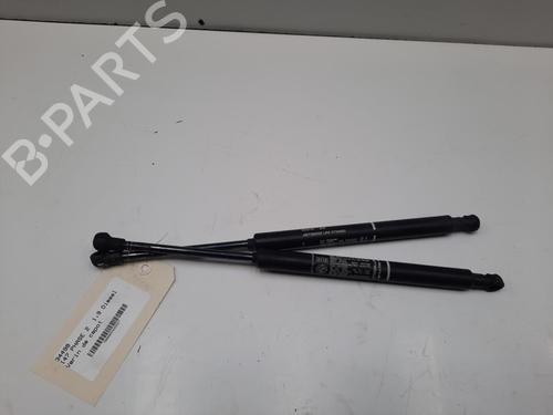 Używane Siłownik maski ALFA ROMEO 147 (937_) 1.9 JTDM 8V (937.AXD1A, 937.AXU1A, 937.BXU1A) (120 hp) 28753304