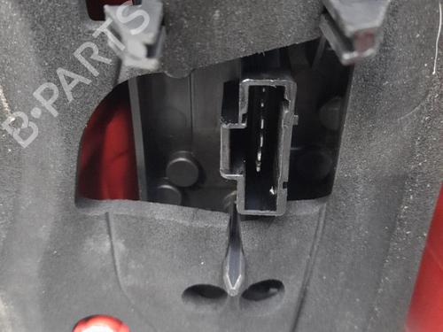 Used Right taillight PEUGEOT 1007 (KM_) 1.4 HDi (68 hp) 28747413