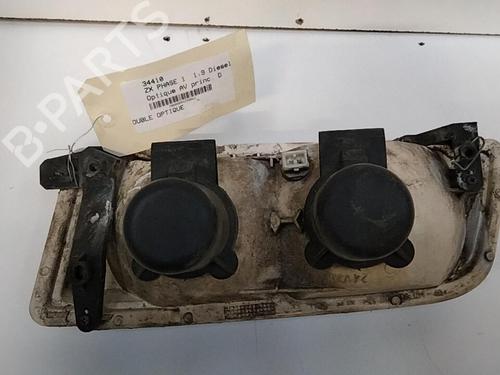 Used Right headlight Right headlight CITROËN ZX (N2) 1.9 TD (90 hp) 28747784 28747784