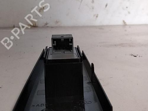 Used Right front window switch Right front window switch AUDI A1 Sportback (8XA, 8XF) 1.6 TDI (90 hp) 28790003 28790003