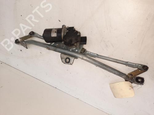 Used Front wiper motor AUDI A4 B5 (8D2) 1.9 TDI (116 hp) 28758536
