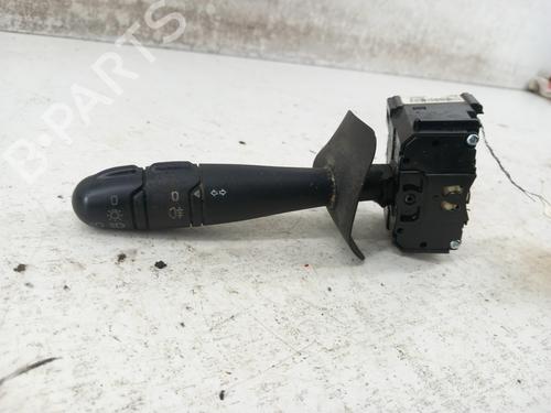 Used Switch Switch RENAULT SCÉNIC I MPV (JA0/1_, FA0_) 1.4 16V (JA0D, JA1H, Ja0W, JA10) (95 hp) 28780644 28780644