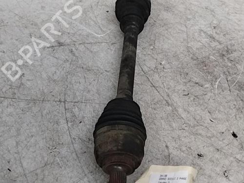 Used Right front driveshaft RENAULT GRAND SCÉNIC II (JM0/1_) 1.9 dCi (JM0G, JM12, JM1G, JM2C) (120 hp) 28789400