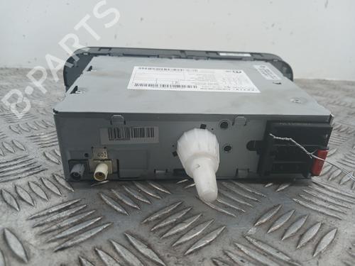 Used Radio Radio 37202524 37202524