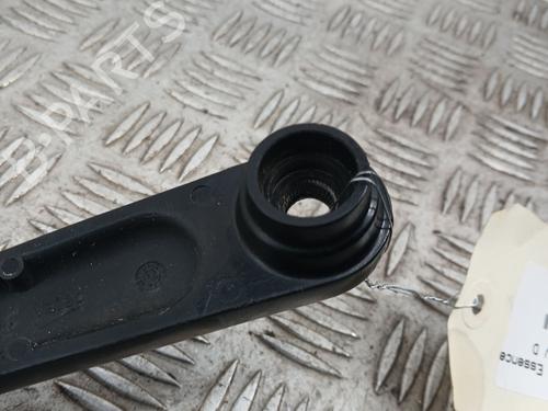 front-windshield-wiper-arm-nissan-juke-f15-2010-2011-2012-2013-2014-2015-2016-2017-2018-2019-33681867 main image