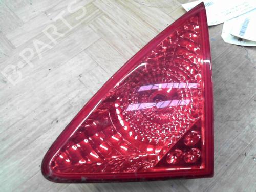 Used Right tailgate light PEUGEOT 3008 I MPV (0U_) 1.6 HDi (109 hp) 28792447