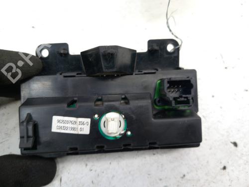 Display monitor PEUGEOT 206 Hatchback (2A/C) 1.4 i | BP28744010C48