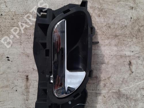 Used Front right interior door handle PEUGEOT 407 (6D_) 2.0 HDi 135 (6DRHRH, 6DRHRE, 6DRHRG, 6DRHRJ) (136 hp) 28754927
