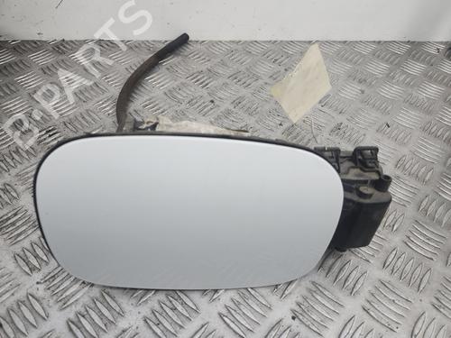 fuel-flap-renault-megane-iv-hatchback-b9amn_-2015-34375138 main image
