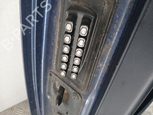 right-front-door-peugeot-1007-km_-2005-32018515 main image