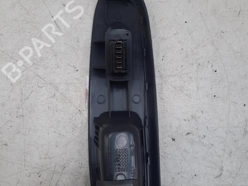 Used Right front window switch Right front window switch RENAULT CLIO II (BB_, CB_) 1.6 (B/CB0D, BB00) (90 hp) 28771482 28771482