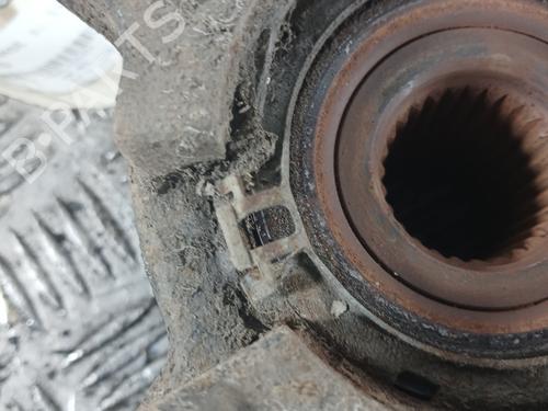 Used Left front steering knuckle Left front steering knuckle RENAULT KANGOO / GRAND KANGOO II (KW0/1_) 1.5 dCi 90 (KW05, KW08, KW0G, KW11) (90 hp) 30329234 30329234
