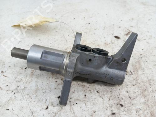 brake-master-cylinder-audi-a4-b8-8k2-2007-2008-2009-2010-2011-2012-2013-2014-2015-2016-2017-28737795 main image