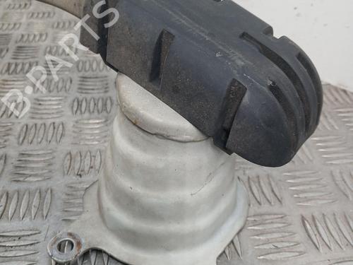 Used Front bumper reinforcement Front bumper reinforcement 39463910 39463910