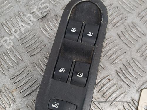 left-front-window-switch-renault-megane-ii-bm01_-cm01_-2001-2002-2003-2004-2005-2006-2007-2008-2009-2010-2011-2012-31308529 main image