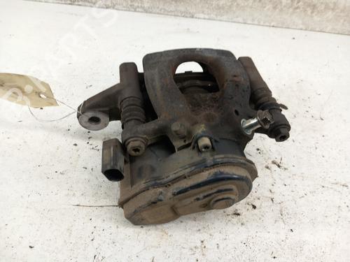 Used Right rear brake caliper Right rear brake caliper RENAULT KADJAR (HA_, HL_) 1.3 TCe 140 (HLNB, HLN1) (140 hp) 28780689 28780689