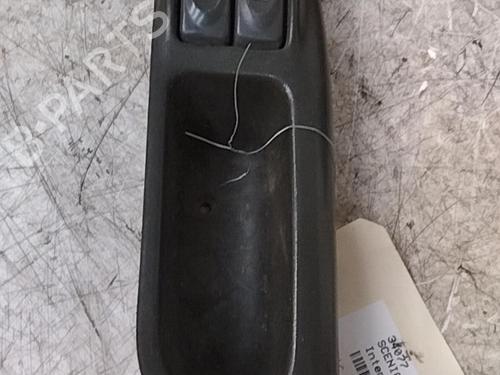 Mando elevalunas delantero izquierdo RENAULT SCÉNIC I MPV (JA0/1_, FA0_) 1.9 dCi (JA05, JA1F) (102 hp) 28789698