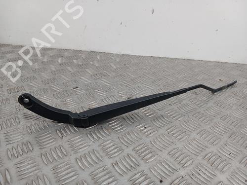 front-windshield-wiper-arm-renault-clio-iv-bh_-2012-2013-2014-2015-2016-2017-2018-2019-2020-2021-31270110 main image
