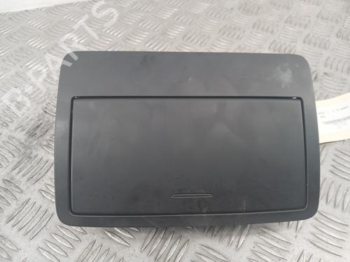 Used Display monitor Display monitor AUDI Q3 (8UB, 8UG) 2.0 TDI (140 hp) 31943760 31943760