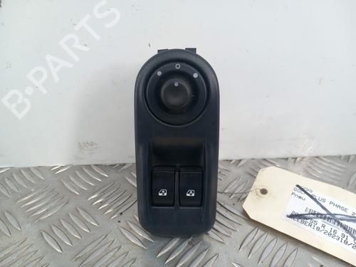 Used Left front window switch RENAULT TRAFIC II Bus (JL) 2.0 dCi 90 (JL00, JL01, JL0H, JL0M, JL0P, JL0S) (90 hp) 29240799