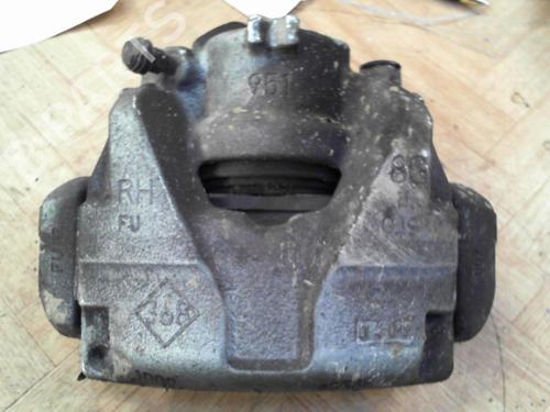 Used Right front brake caliper RENAULT CAPTUR I (J5_, H5_) 1.5 dCi 90 (J5N4, J5M5, J5MW, J5M6, J5AL, J5AJ) (90 hp) 28765668