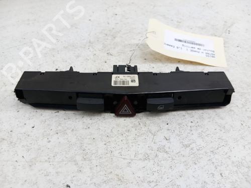 Used Warning switch OPEL ASTRA H (A04) 1.6 (L48) (105 hp) 28781530
