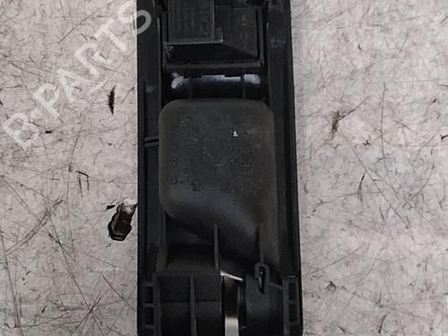 Mando elevalunas trasero izquierdo VW PASSAT B5.5 (3B3) 1.9 TDI (130 hp) 28770237