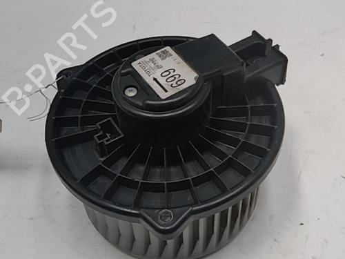Used Heater blower motor TOYOTA RAV 4 II (_A2_) 2.0 D 4WD (CLA20_, CLA21_, CLA20R, CLA21R) (116 hp) 28764776