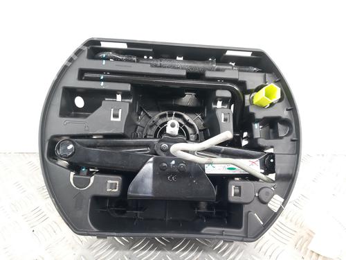 Used Jack Kit PEUGEOT 2008 I (CU_) 1.2 THP 110 / PureTech 110 (110 hp) 28809173
