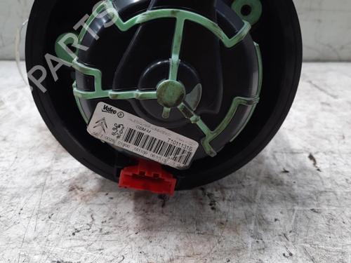 Used Heater blower motor PEUGEOT 308 SW I (4E_, 4H_) 1.6 HDi (109 hp) 28760540