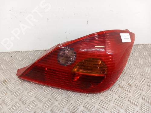 right-taillight-opel-tigra-twintop-x04-2004-2005-2006-2007-2008-2009-2010-28767505 main image