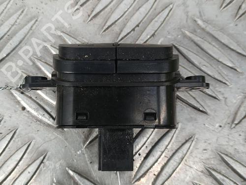 warning-switch-alfa-romeo-mito-955_-2008-2009-2010-2011-2012-2013-2014-2015-2016-2017-2018-39395167 main image